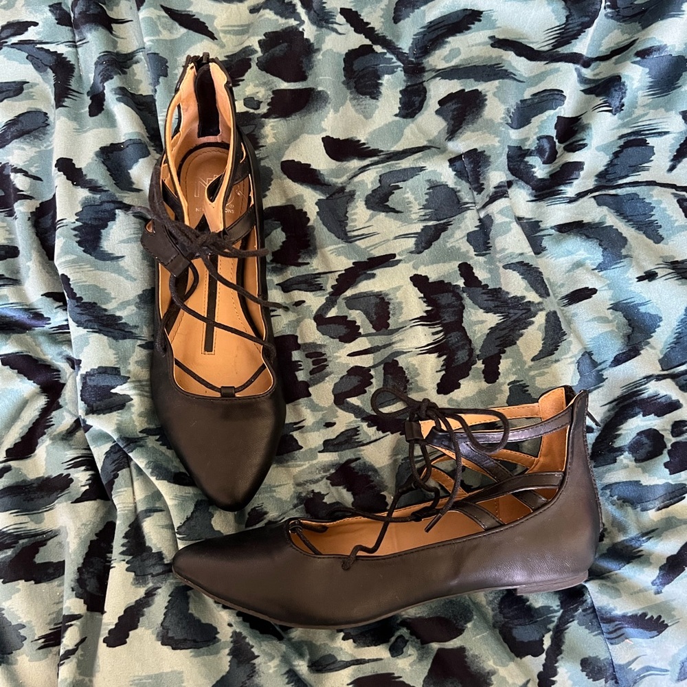 New Direction Black Sandals